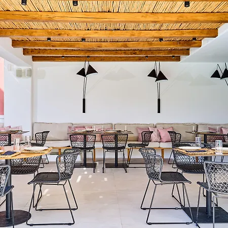 Adorno And Ξενοδοχείο Ορνός