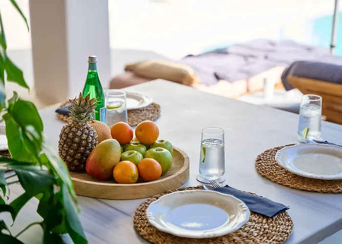 Adorno And Ξενοδοχείο 4*