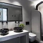 Adorno And Szálloda 4*