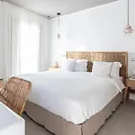 Szálloda Adorno And