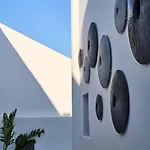 Szálloda Adorno And Ornósz