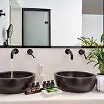 Szálloda Adorno And