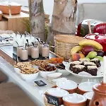 Adorno And 4* Ornósz