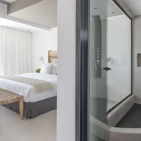 Adorno And Отель