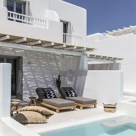 Adorno And ホテル 4*