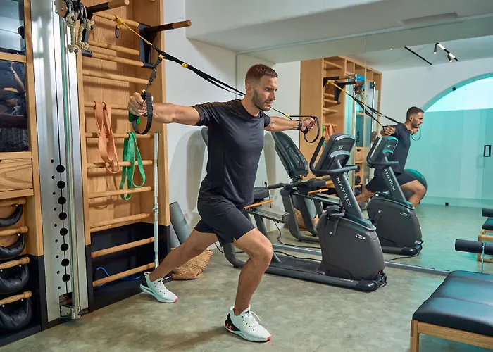 Adorno And אורנוס