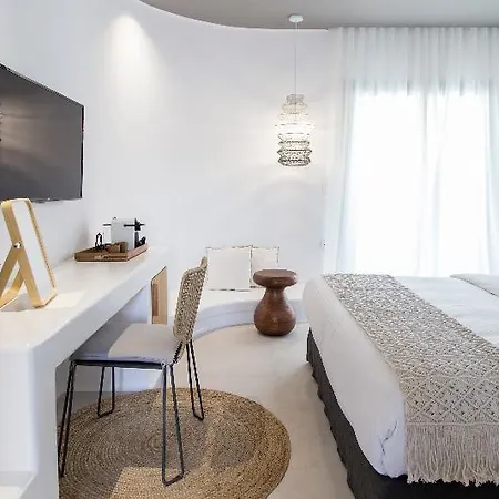 Adorno And Hotel Ornos (Mykonos)