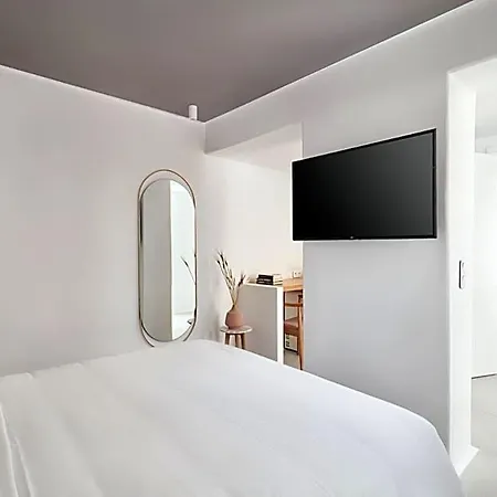 Hotel Adorno And 4*